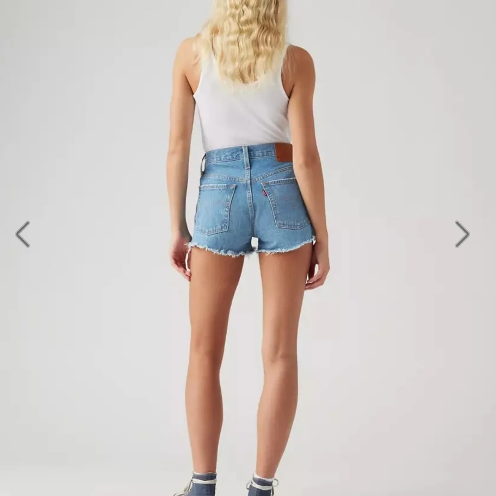 NWOT Levi's Light Blue Distressed Jean Shorts - Picture 7 of 7